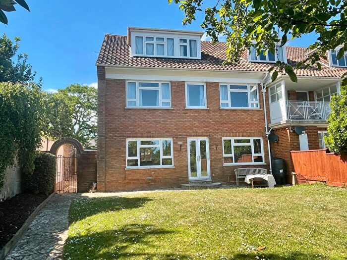 2 Bedroom Flat For Sale In Salterton Road, Exmouth, EX8