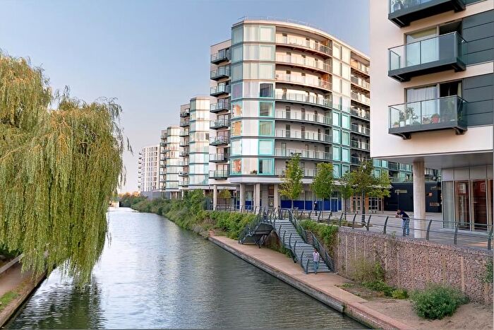 1 Bedroom Flat To Rent In Navigation Building, High Point Village, UB3