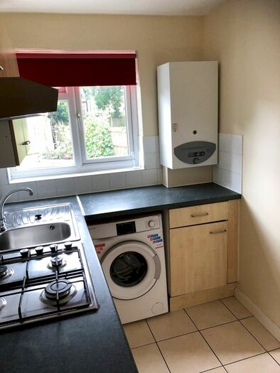 1 Bedroom Flat To Rent In Polworth Road, Streatham, SW16