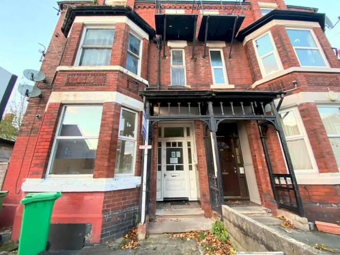 1 Bedroom Flat To Rent In Clarendon Road, Manchester M16