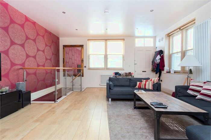 2 Bedroom Flat To Rent In Cheshire Street, London, E2