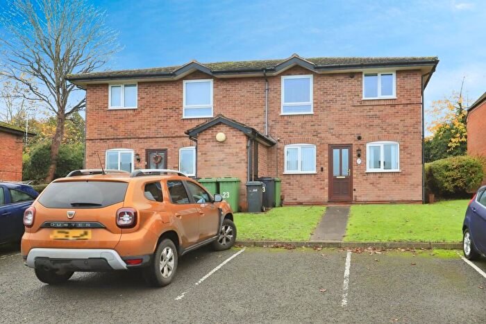 2 Bedroom Flat For Sale In Baxter Gardens, Kidderminster, Worcestershire, DY10