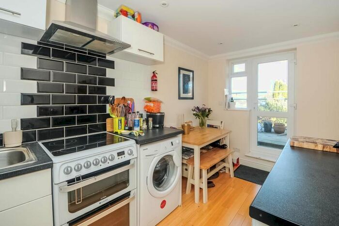 1 Bedroom Flat To Rent In Cowley Road, Oxford, OX4