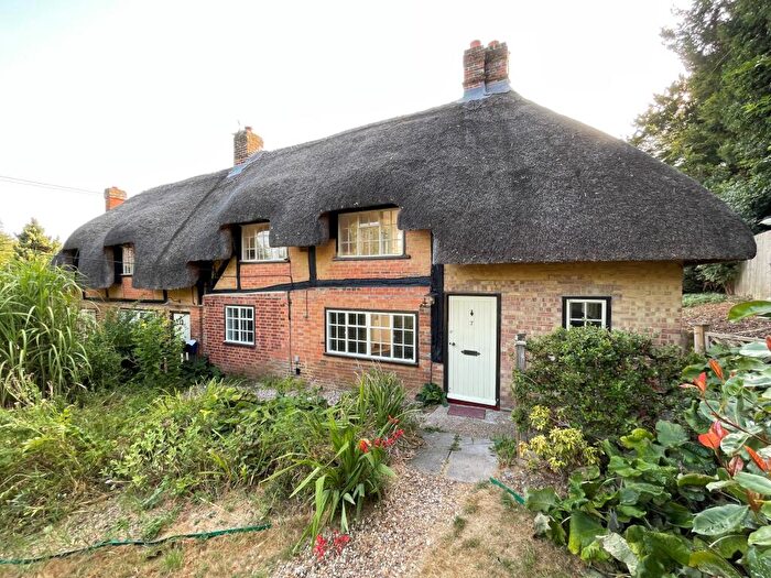 2 Bedroom Semi-Detached House To Rent In , SO24