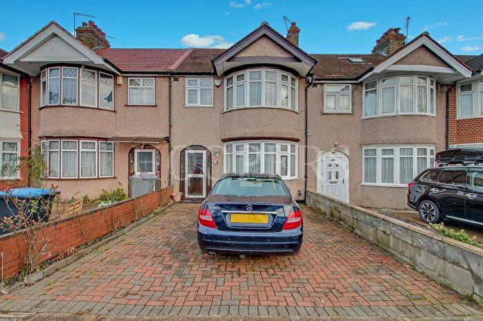 3 Bedroom Terraced House For Sale In Boycroft Avenue, London, NW9