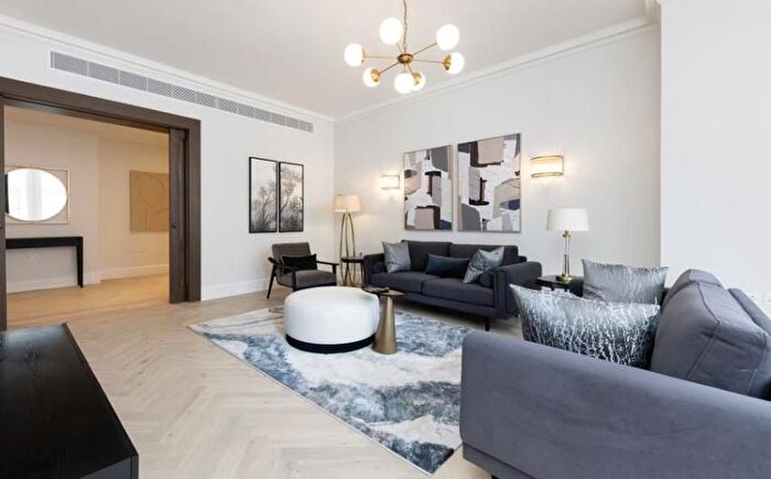 2 Bedroom Flat To Rent In Crawford Street, Marylebone, London, W1H