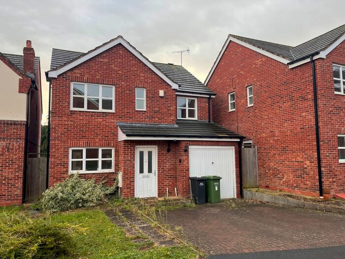 4 Bedroom Detached House To Rent In Lunns Gardens, Evesham, WR11