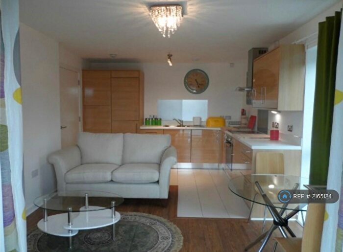 1 Bedroom Flat To Rent In Nariad House, London, E3