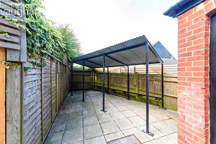 1 Bedroom Flat To Rent In Elm Grove, Brighton, East Sussex, BN2