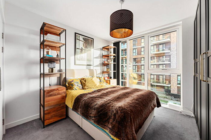 2 Bedroom Apartment For Sale In Victory Parade, London, SE18