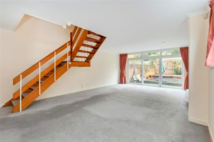 4 Bedroom End Of Terrace House To Rent In Whitefield Close, London, SW15