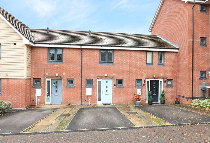 2 Bedroom Terraced House For Sale In Oxclose Park Rise, Halfway, S20