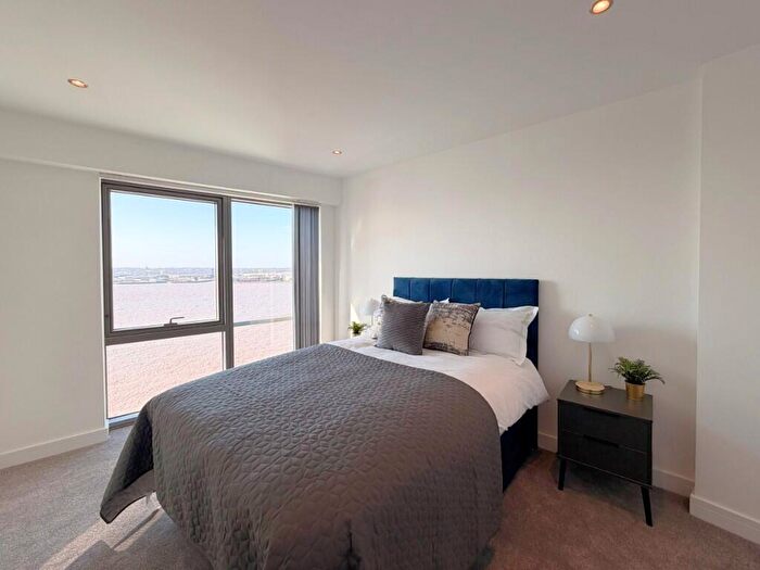 2 Bedroom Apartment For Sale In Apartment, Alexandra Tower, Princes Parade, Liverpool, Merseyside, L3