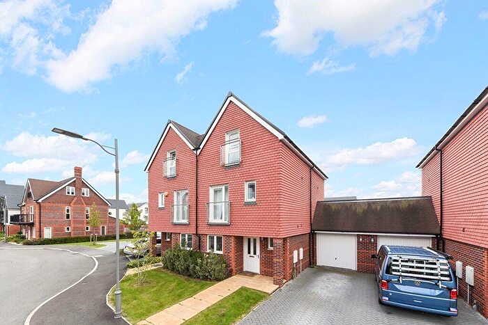 4 Bedroom Semi-Detached House For Sale In Williams Road, Hurst Green, RH8