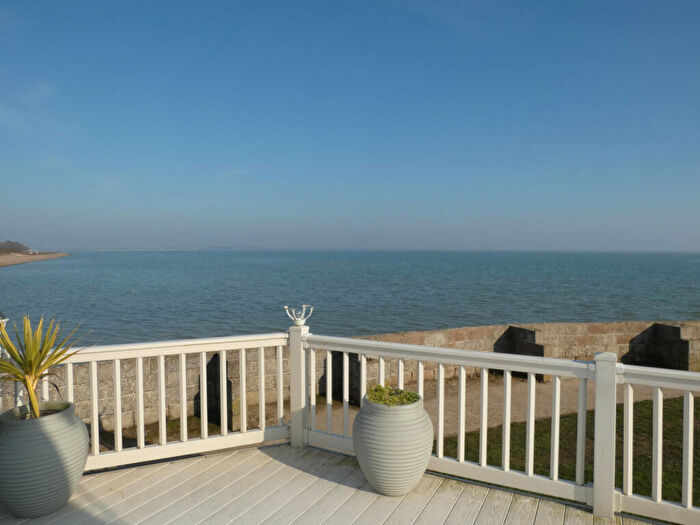 2 Bedroom Lodge For Sale In Signature Cove, CO5