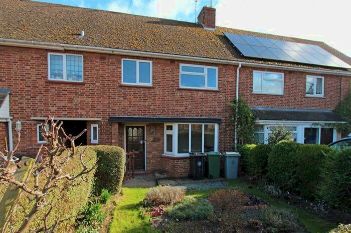 3 Bedroom Terraced House To Rent In Witham Close, Stamford, PE9