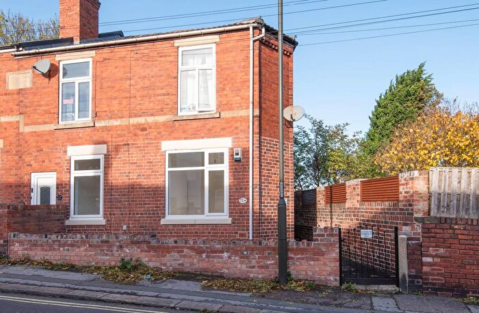 2 Bedroom Flat For Sale In St. Johns Road, Chesterfield, S41