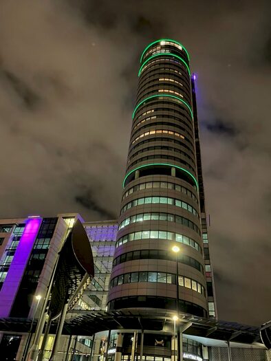 Studio To Rent In Bridgewater Place, City Centre, LS11