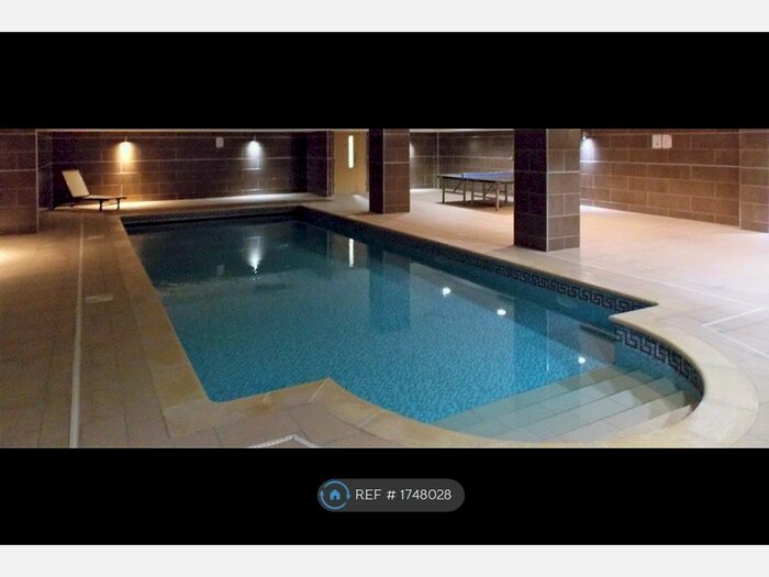 2 Bedroom Flat To Rent In Pinnacle House, Redditch, B97