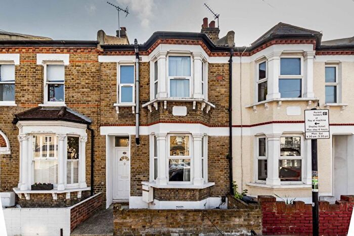 4 Bedroom Property To Rent In Hereward Road, Tooting, SW17