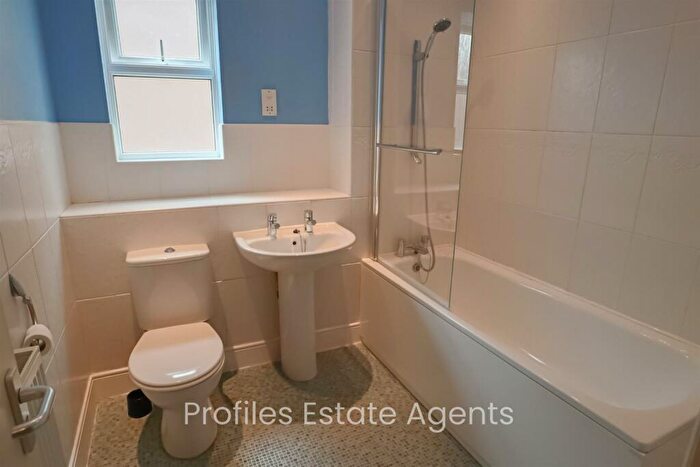 2 Bedroom Semi-Detached House For Sale In Druid Street, Hinckley, LE10