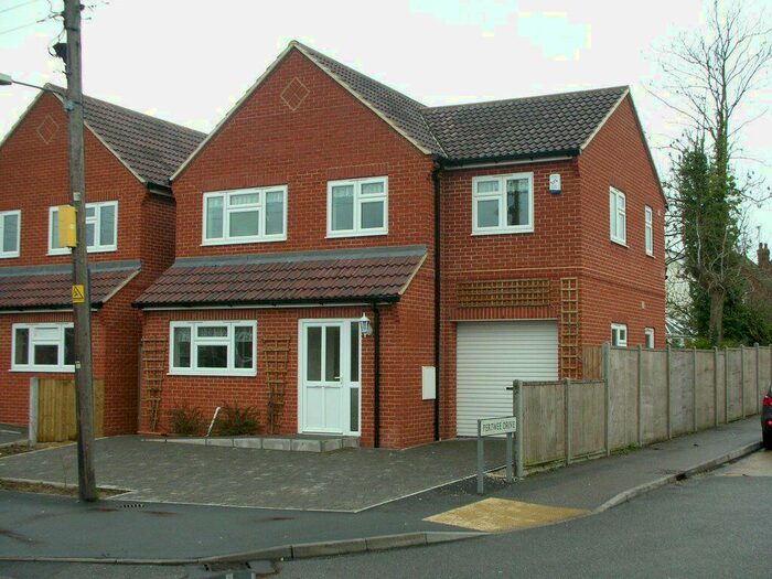 4 Bedroom House To Rent In Hullbridge Road :Online Enquiries Only, CM3