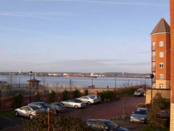 2 Bedroom Flat To Rent In Quebec Quay, Liverpool L3