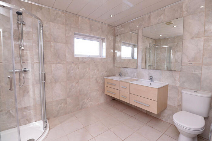 3 Bedroom Semi-Detached House To Rent In Smith Street, Doncaster, DN4