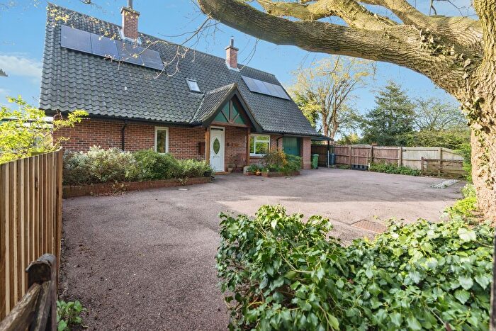 4 Bedroom Detached House For Sale In Rectory Road, Haddiscoe, Norwich, Norfolk, NR14