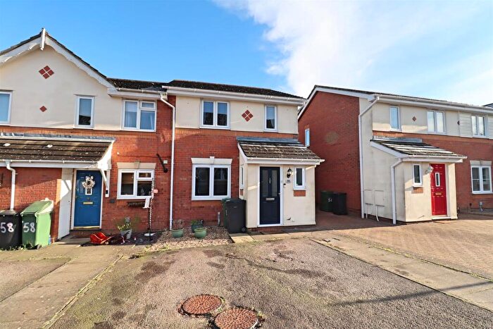 3 Bedroom End Of Terrace House For Sale In Deerleap Way, Braintree, CM7