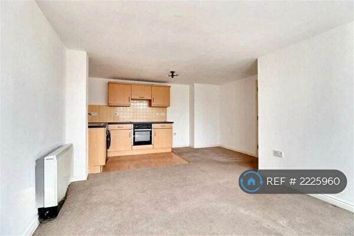 2 Bedroom Flat To Rent In Riverside Heights, Tilbury, RM18