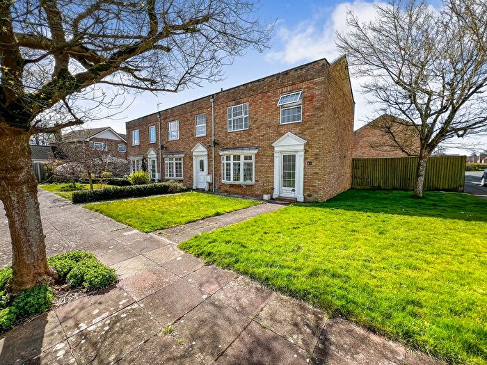 3 Bedroom Terraced House For Sale In Fosseway Avenue, Moreton-In-Marsh, GL56
