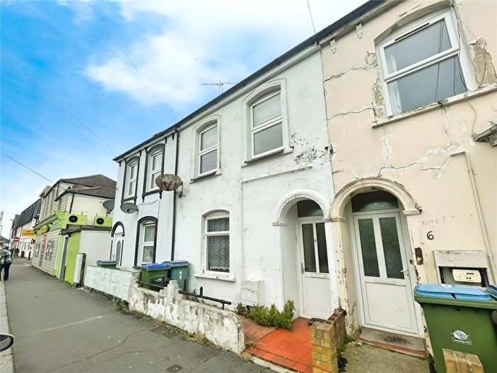 1 Bedroom Flat For Sale In Lyon Street, Bognor Regis, West Sussex, PO21