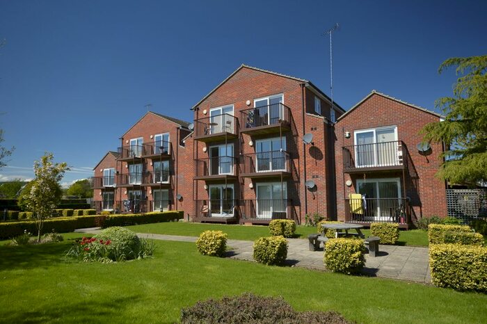 2 Bedroom Flat To Rent In Fen View Court, Cambridge CB4