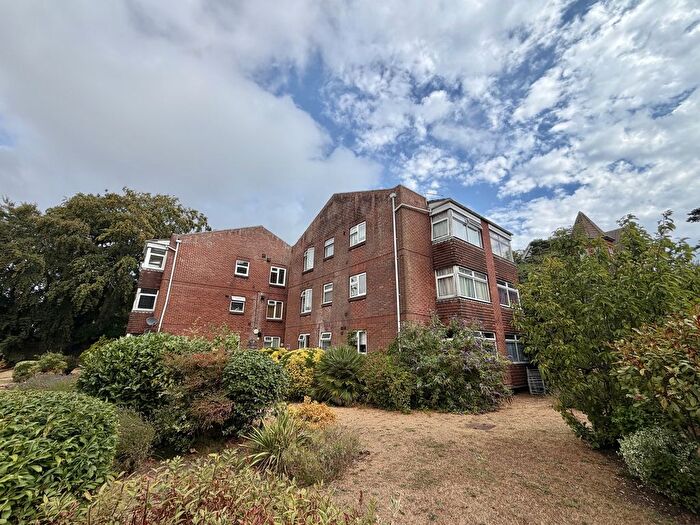 1 Bedroom Flat For Sale In Osborne Road, Lower Parkstone, Poole, BH14