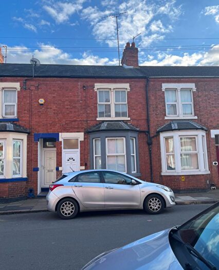 4 Bedroom Terraced House To Rent In Southampton Road, Northampton, NN4