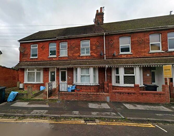 Flat To Rent In Hunt Street, Swindon, SN1