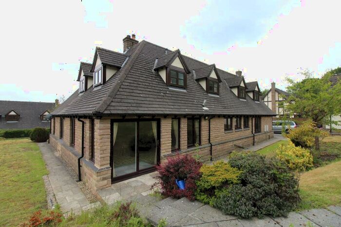 4 Bedroom House To Rent In Heritage Park, College Road, Bingley, West Yorkshire, BD16