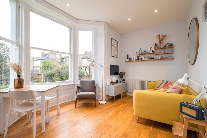 1 Bedroom Flat To Rent In Mount Ephraim Road, London, SW16