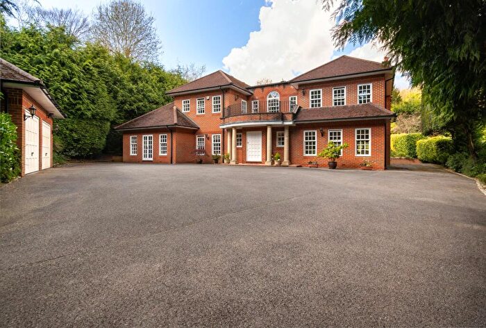 5 Bedroom Detached House For Sale In Slines Oak Road, Woldingham, CR3