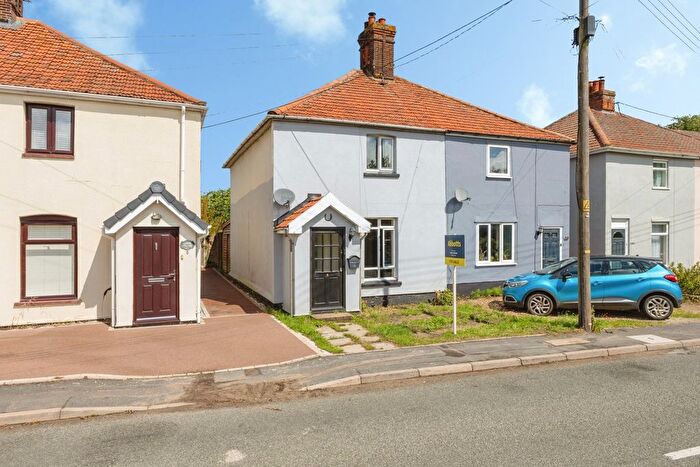2 Bedroom Semi Detached House For Sale In Lower Rose Lane, Diss, Norfolk, IP22