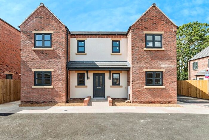 5 Bedroom Detached House For Sale In Oakwood Park, Pollington, Goole, DN14