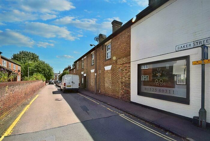 1 Bedroom Apartment To Rent In Baker Street, Ampthill, Bedford, MK45