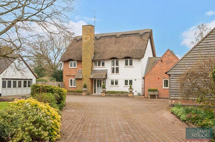 4 Bedroom Detached House For Sale In The Woodlands, Market Harborough, LE16