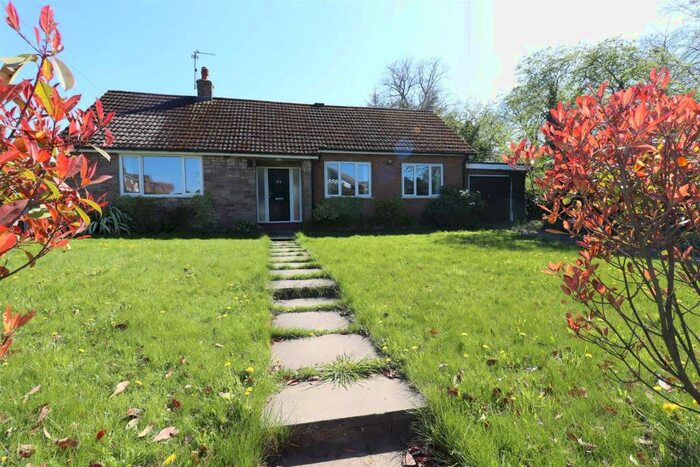 3 Bedroom Detached Bungalow To Rent In Buxton Road, Congleton, CW12
