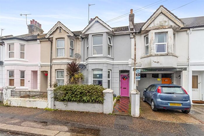 3 Bedroom Terraced House For Sale In Becket Road, Worthing, BN14
