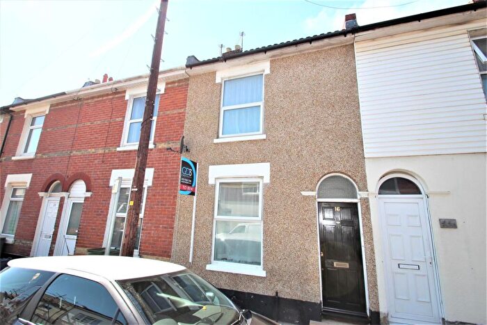4 Bedroom Terraced House To Rent In Eton Road, PO5