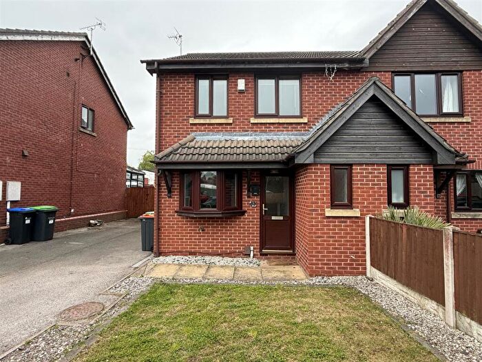 3 Bedroom Semi-Detached House For Sale In Cottage Close, Stanton Hill, Sutton-in-Ashfield, NG17