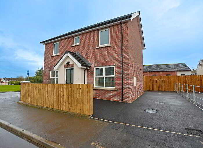 3 Bedroom Detached House For Sale In Princess Way, Craigavon, BT63