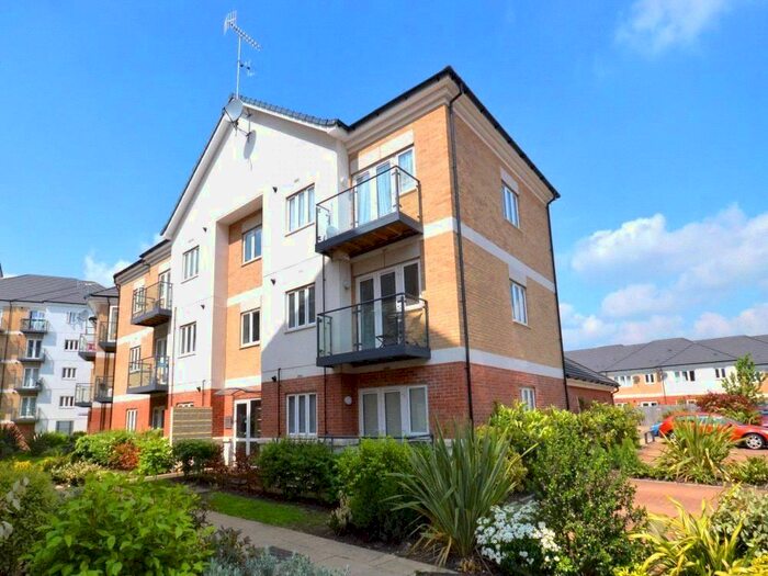 1 Bedroom Flat To Rent In Oliver Court, Ley Farm Close, Watford, Hertfordshire, WD25